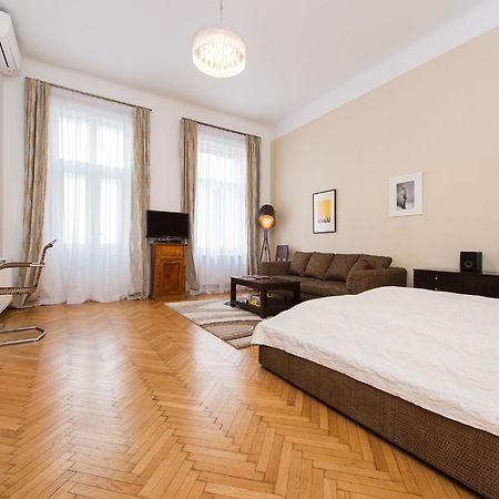 Rosa Linde - Comfort Rooms Viyana Oda fotoğraf